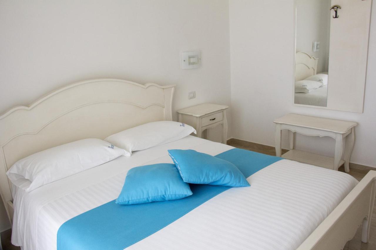 B&B Imperial Exclusive Rooms & Breakfast Порто Чезарео Екстериор снимка